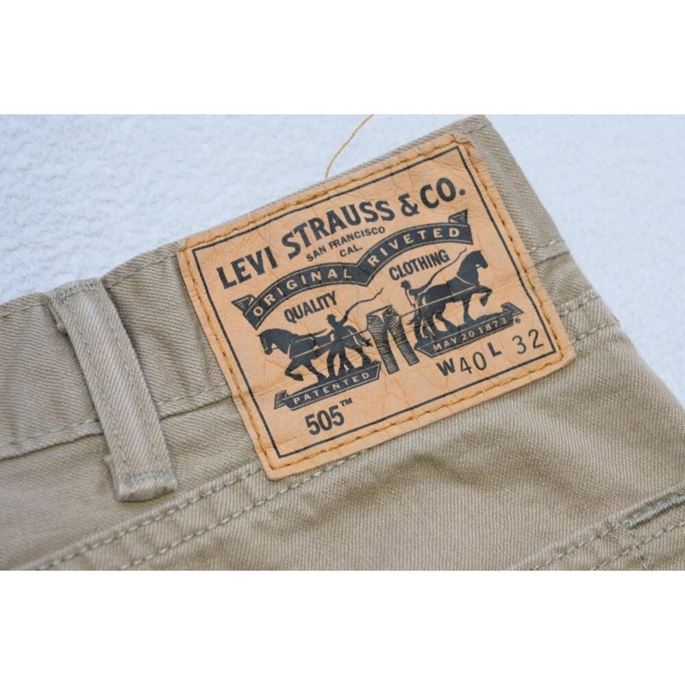 Levis 505 5 Pocket Khaki Chino Pants Rugged Straight Mens Size 38 x 31 (Altered)